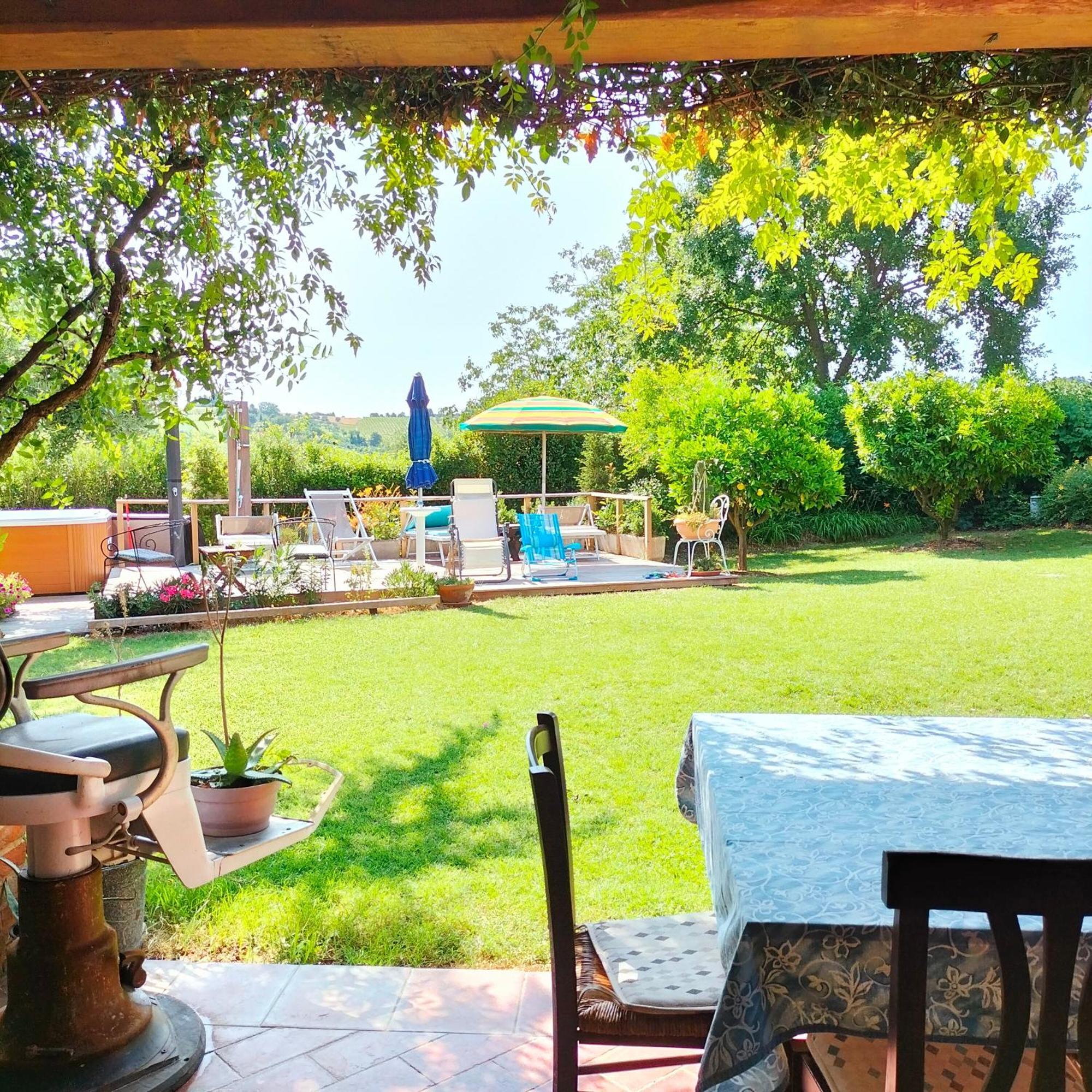 Ca' Dei Gelsi B&B Coriano Exterior foto